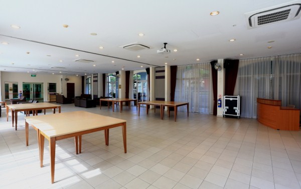 1DPP_0003 Function Room.jpg